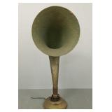 Antique American Beauty horn speaker- 25 1/2'H