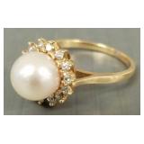 14K gold pearl & diamond ring- 3.1g; size 5 3/4;