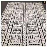 Flat weave reversible tug w/ tribal geometric