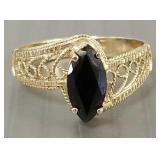 10k gold filigree ring s/w marquis sapphire: 2.3g,