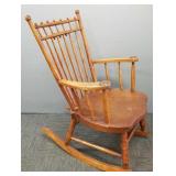 Antique Windsor style rocker w/ arms 36 1/2"H 23"W