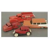 4 vintage toys incl Bellaire promo car, Marx sand