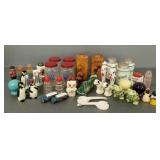 Group salt & pepper shakers, spice containers,