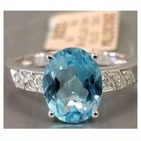 10K white gold & blue topaz ring- 2.4g; size 4 3/4