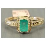 10K gold ring s/w an emerald- 2.8g; size 8