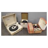 2 vintage record players & gp 45 rpm records