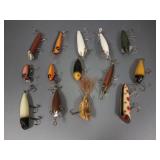 14 vintage fishing lures incl side hooks, Heddon,