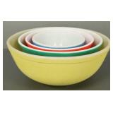 Set 4 vintage Pyrex nesting bowls-