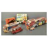 Gp vintage tin toys incl Marx, Crazy Express, wind