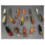 18 vintage fishing lures incl Heddon, etc. (some