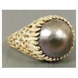 14K gold & mabe grey pearl ring- 4.6g; size 7;