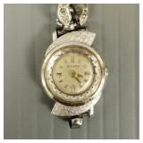 Vintage 10K gold Bulova ladies wristwatch w/ non