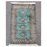 Small handmade oriental rug approx. 2 1/2