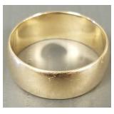 14k gold band- 7g, sz 9.75