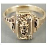 Vintage 10k gold ladies class ring- 3.2g, sz 6