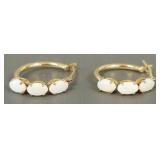 Pair 10K gold hoop earrings set w/ opals 5/8'L