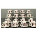 16 'Elizabethan' Staffordshire bone china