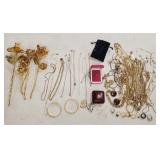 Lg gp costume jewelry & gold tone roses incl