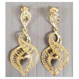 14k gold filigree earrings- 3.5g total,