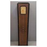 Westinghouse WR-15 Deco tall radio/ clock-