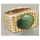 14k gold men's ring s/w green stone- 13.3g, sz 7,