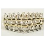 10k gold ring s/w 27 small diamonds- 3.2g, sz 6.75