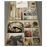 Gp asst fashion, etc. jewelry incl Ben Amun,