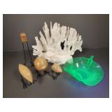 Gp incl uranium glass bird bowl- 7 1/4" x 7 1/2",