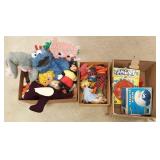 Group character toys incl. Smurf cassette player