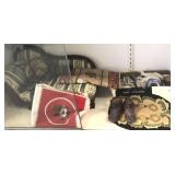 Antique doll recamier, doll, accessories incl.