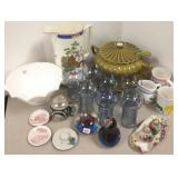 Group including wavy Depression glass tumblers,