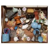 Group of collectibles including tinware,