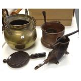 Group of assorted metalware - copper, brass, etc.