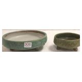 2 pottery shallow bowls