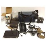Group of vintage etc. cameras including Minolta,