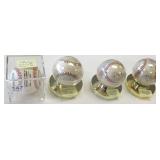 4 autographed baseballs including Musial, Sutton,