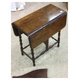 Dwarf drop leaf table (as seen)