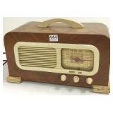 Philco vintage Deco radio
