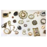 Group vintage cameo, etc jewelry