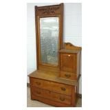 Antique American oak gentlemen