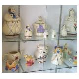 Collection of vintage Shawnee pottery- cookie