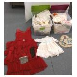 Group vintage linens & vintage clothes, etc