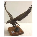 10" signed bronze eagle figure