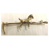 14k gold horse motif pin set with pearls approx 3g