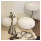 2 vintage mod mushroom lamps & 3 shades