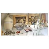 Group assorted collectibles including Clarice