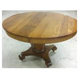 Oak quarter sawn pedestal table with 1 leaf