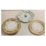 8 gold decorated service plates & a Herend