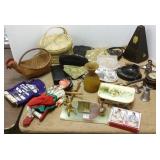 Group including beaded bags, Railroad cards,