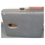 Folding massage table